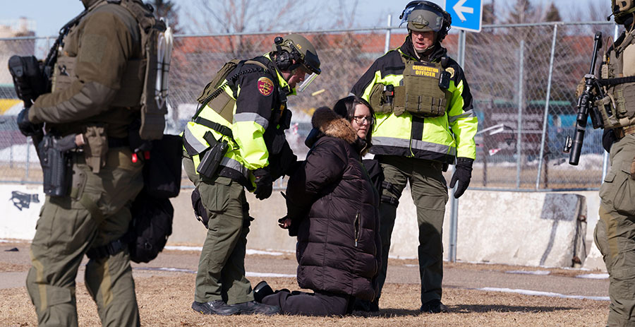 8th Circuit panel upholds immigration detention policy